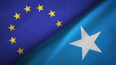 Avrupa Birliği ve iki katlanmış Somali bayrakları birlikte