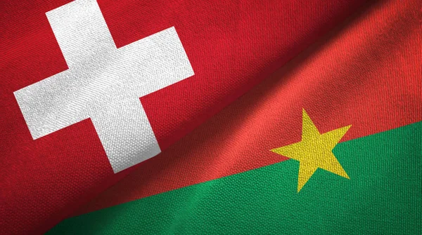İsviçre ve Burkina Faso iki katlanmış bayrakları birlikte 