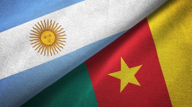 Arjantin ve Kamerun iki katlanmış bayrak birlikte 