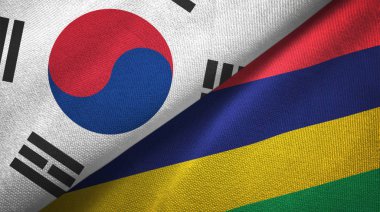 Güney Kore ve Mauritius bayrakları birlikte katladılar.