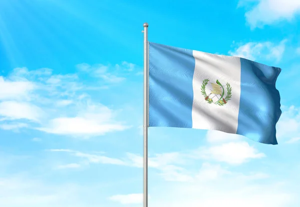 Flaga Gwatemali sky 3d ilustracji tle — Zdjęcie stockowe
