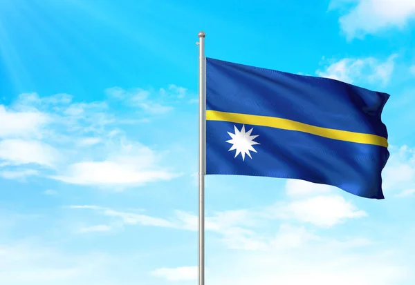 Bandeira de Nauru acenando fundo céu ilustração 3D — Fotografia de Stock
