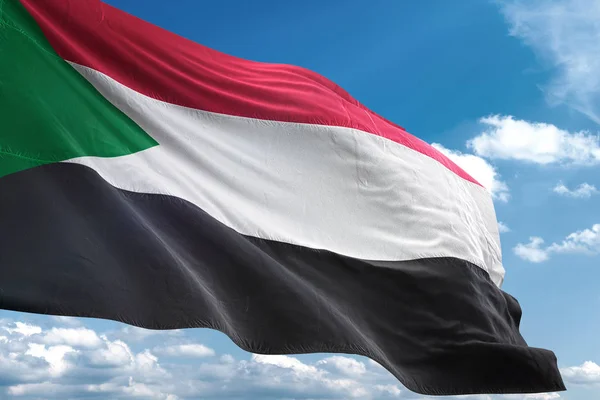 Drapeau du Soudan agitant le ciel Illustration 3D — Photo