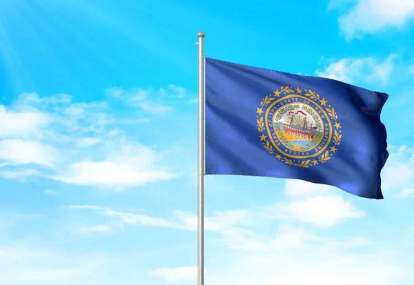 New Hampshire state of United States flag waving sky background 3D illustration — Stock Photo, Image