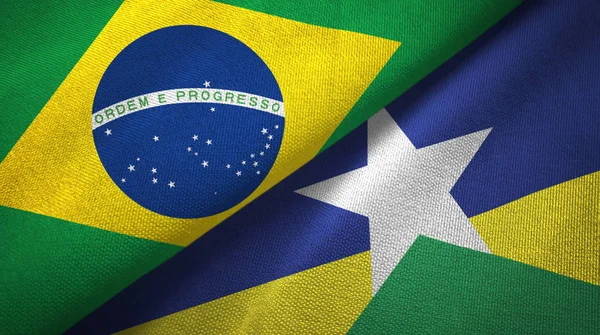 Rondônia e Brasil bandeiras pano têxtil, textura de tecido — Fotografia de Stock