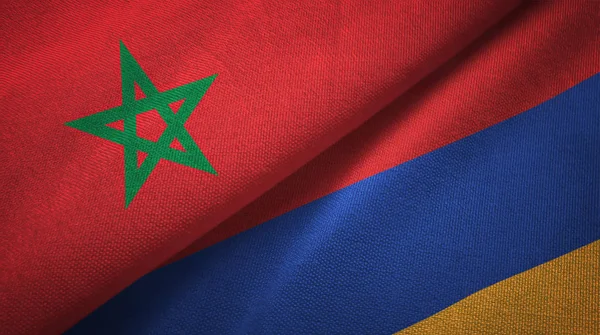 Marokko en Armenië twee vlaggen textiel doek, weefsel textuur — Stockfoto