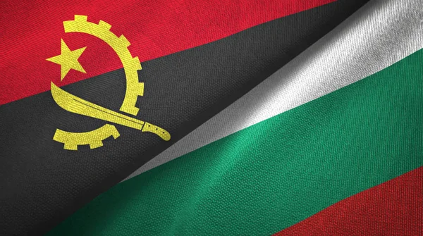 Angola ve Bulgaristan iki bayraklar tekstil kumaş, kumaş doku — Stok fotoğraf