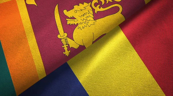 Sri Lanka en Tsjaad twee vlaggen textiel doek, weefsel textuur — Stockfoto