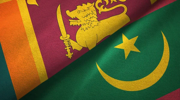 Sri Lanka en Mauritanië twee vlaggen textiel doek, weefsel textuur — Stockfoto