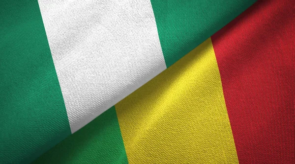 Nigeria e Mali due bandiere tessuto, tessitura del tessuto — Foto Stock