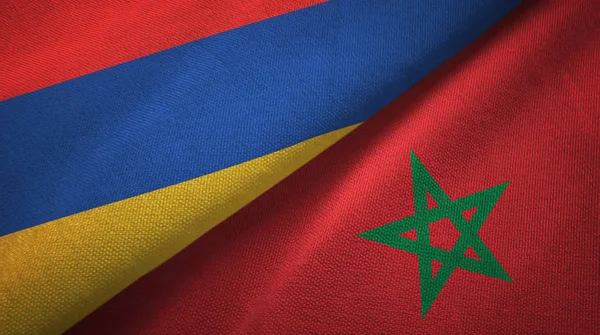 Armenië en Marokko twee vlaggen textiel doek, weefsel textuur — Stockfoto