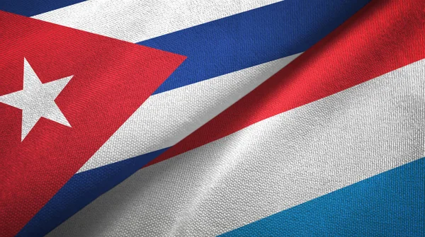 Cuba e Lussemburgo due bandiere tessuto, tessitura tessuto — Foto Stock