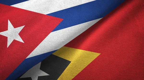 Cuba e Timor-Leste Timor-Leste duas bandeiras tecido têxtil, textura de tecido — Fotografia de Stock
