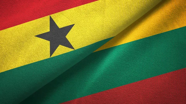 Ghana und Litauen zwei Flaggen Textiltuch, Textilstruktur — Stockfoto