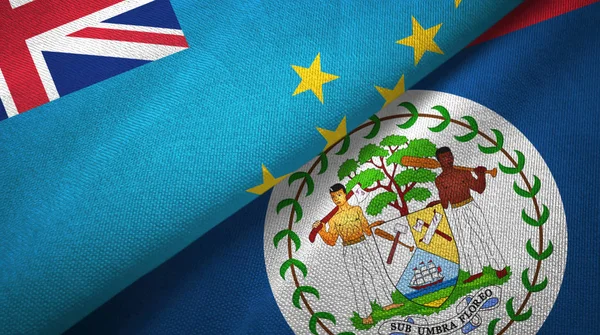 Tuvalu e Belize duas bandeiras de pano têxtil, textura de tecido — Fotografia de Stock