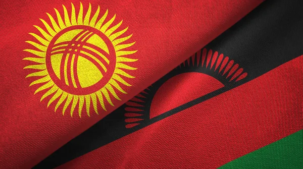 Kirguistán y Malawi dos banderas tela textil, textura de la tela — Foto de Stock