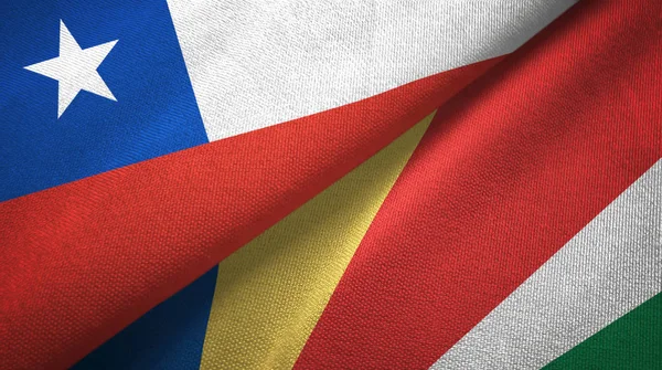 Chili en de Seychellen twee vlaggen textiel doek, weefsel textuur — Stockfoto