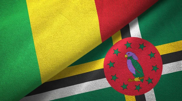 Mali et Dominique deux drapeaux tissu textile, texture du tissu — Photo