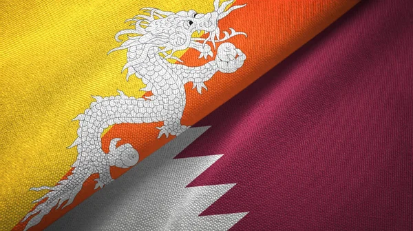 Bhutan e Qatar due bandiere tessuto, tessitura del tessuto — Foto Stock