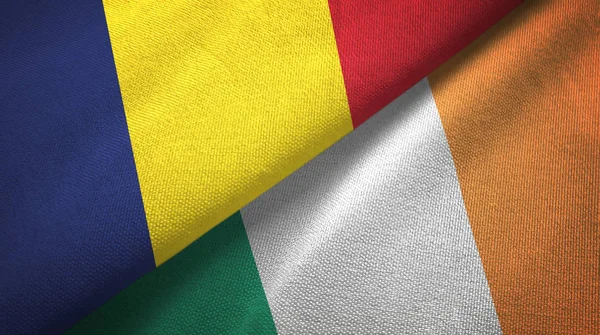 チャドとアイルランド2つの旗織物布、生地の質感 — ストック写真