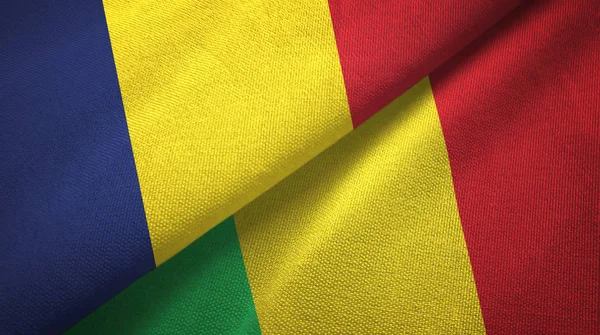 Ciad e Mali due bandiere tessuto, tessitura del tessuto — Foto Stock