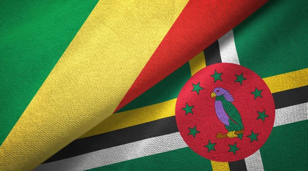 Congo et Dominique deux drapeaux tissu textile, texture du tissu — Photo