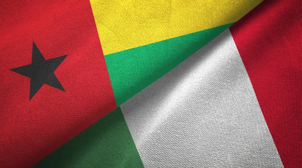 Guinea-Bissau és Olaszország két zászló Textil szövet, szövet textúra — Stock Fotó