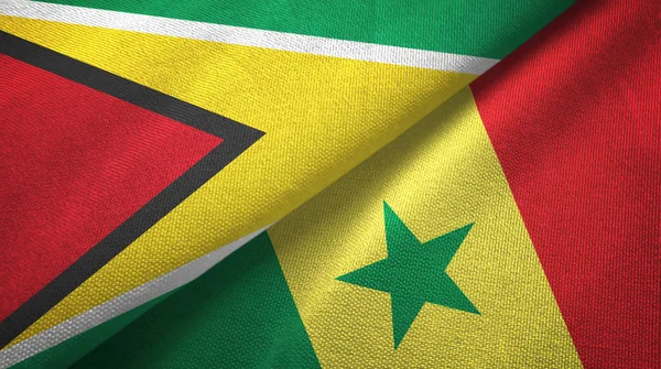 ガイアナとセネガルの2つの旗織物布、生地の質感 — ストック写真