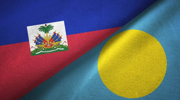 Haiti ve Palau iki bayraklar tekstil kumaş, kumaş doku