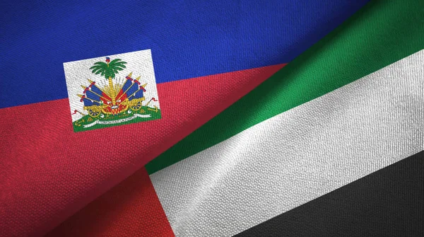 Haiti ve Birleşik Arap Emirlikleri iki bayraklar tekstil kumaş, kumaş doku