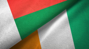 Madagaskar ve Cote divoire Fildişi sahili iki bayraklar tekstil kumaş doku 