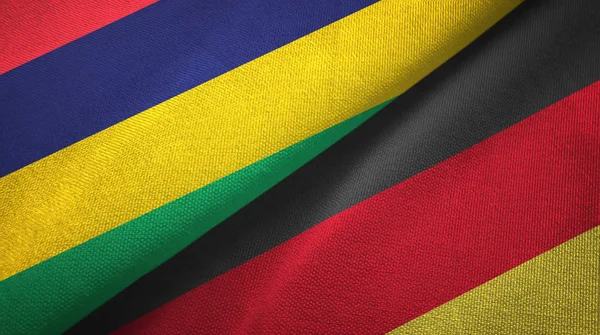 モーリシャスとドイツの2つの旗織物布、生地の質感 — ストック写真