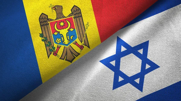 Moldavië en Israël twee vlaggen textiel doek, weefsel textuur — Stockfoto