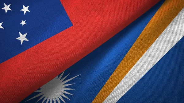 サモアとマーシャル諸島の2つの旗織物布、ファブリックテクスチャ — ストック写真