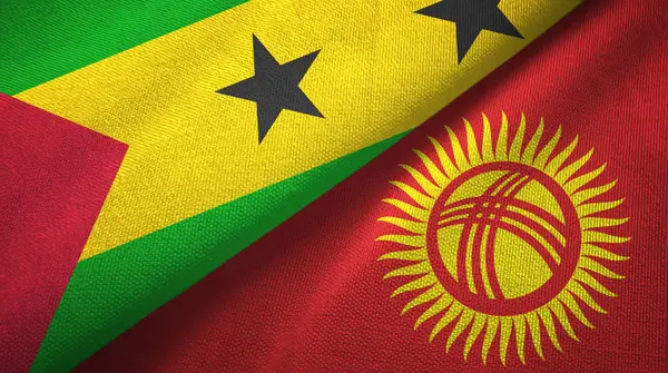 Santo Tomé y Príncipe y Kirguistán dos banderas — Foto de Stock