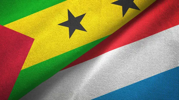 Sao Tome en principe en Luxemburg twee vlaggen — Stockfoto