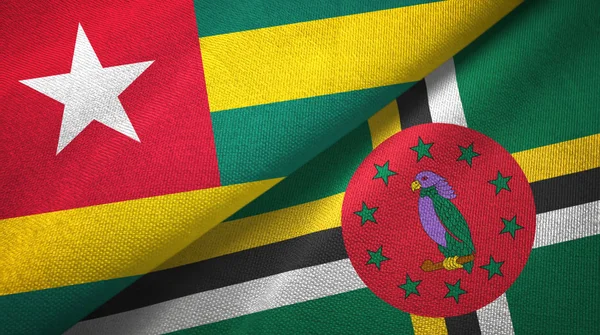 Togo et Dominique deux drapeaux tissu textile, texture du tissu — Photo