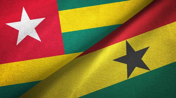 Togo en Ghana twee vlaggen textiel doek, weefsel textuur — Stockfoto