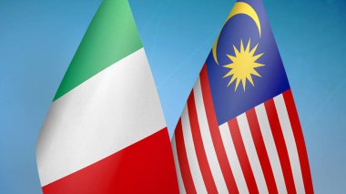 İtalya ve Malezya iki bayrak birlikte mavi arkaplan
