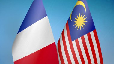 Fransa ve Malezya iki bayrak birlikte mavi arkaplan