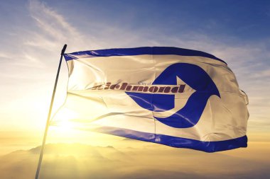 Birleşik Devletler bayrağı dalgalanan Kaliforniya 'dan Richmond