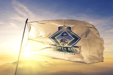 Birleşik Devletler bayrağı dalgalanan Wisconsin 'in Yeşil Körfezi