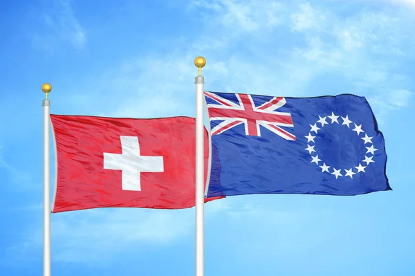Suiza Islas Cook Dos Banderas Sobre Asta Bandera Fondo Azul — Foto de Stock