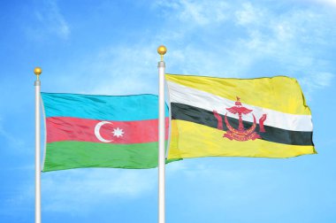 Azerbaycan ve Brunei Darussalam bayrak direğinde iki bayrak ve mavi bulutlu arka plan