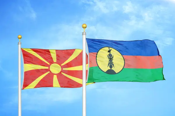 Macedonia Del Norte Nueva Caledonia Dos Banderas Sobre Asta Bandera — Foto de Stock