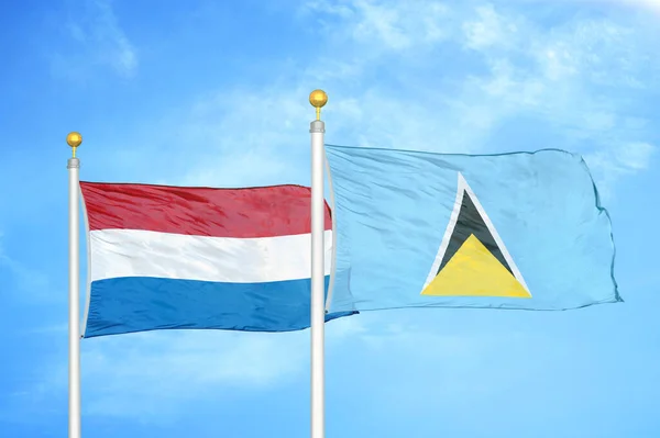 Paesi Bassi Santa Lucia Due Bandiere Pennoni Cielo Azzurro Nuvoloso — Foto Stock