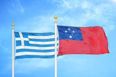 Yunanistan ve Samoa bayrak direkleri ve mavi bulutlu arka planda iki bayrak