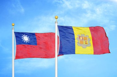 Tayvan ve Andorra bayrak direkleri ve mavi bulutlu arka planda iki bayrak