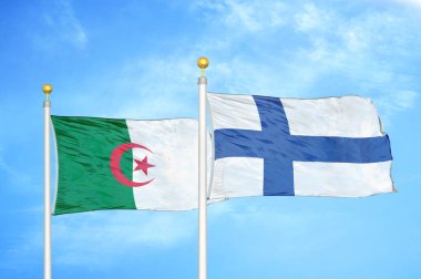 Cezayir ve Finlandiya bayrak direkleri ve mavi bulutlu arka planda iki bayrak