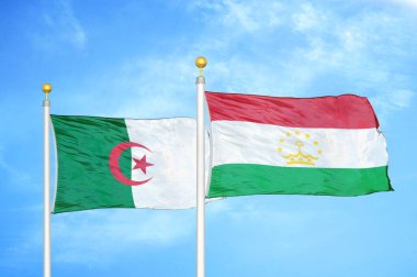 Cezayir ve Tacikistan bayrak direkleri üzerinde iki bayrak ve mavi bulutlu arka plan